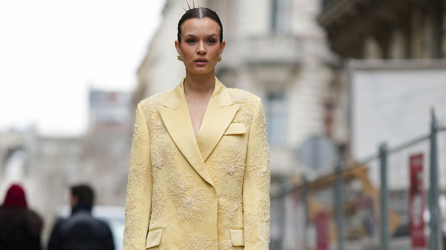 Frühlings-Trends 2023:  Skirt-Suits sind jetzt angesagt – und so wird der Look gestylt 