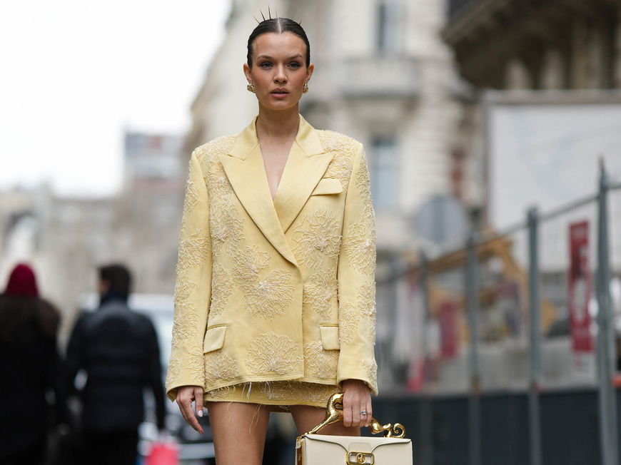 Frühlings-Trends 2023: Skirt-Suits sind jetzt angesagt – und so wird der Look gestylt