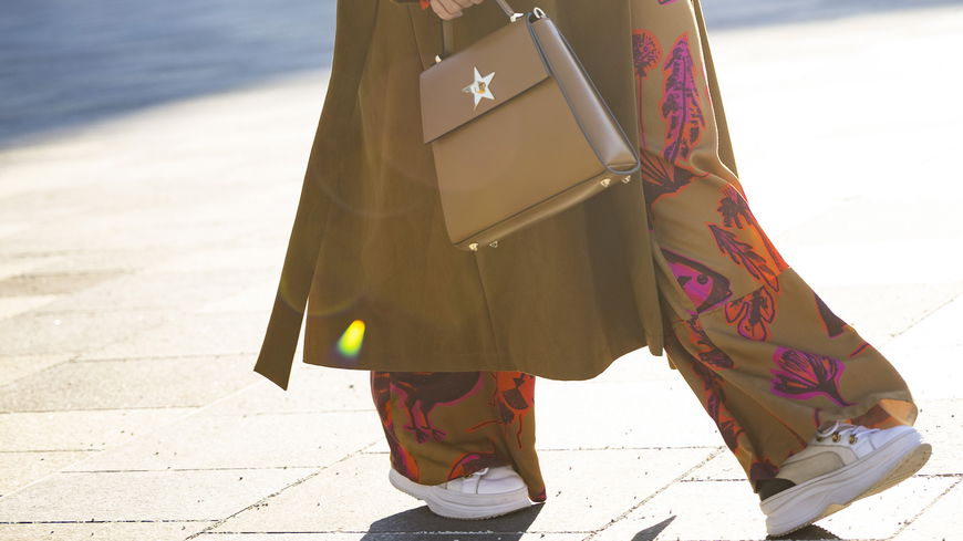 Schuh-Trends 2023: Den angesagten Sneaker von Gabor passen wirklich zu jedem Outfit