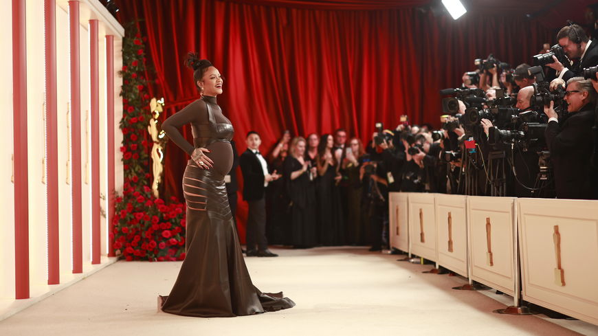 Oscars 2023: Diese Looks vom roten Teppich sind preisverdächtig
