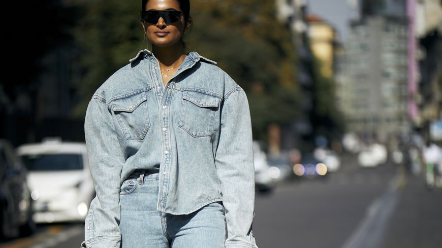 3 Oberteile von H&M, die wir im Frühling 2023 ununterbrochen zur Jeans stylen