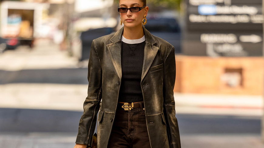 Hailey Bieber trägt den Trend-Sneaker 2023 von New Balance, den jeder will