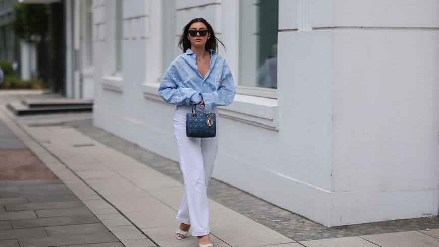 Jeans-Trends 2023: Dieses Modell beschert uns im Frühling/Sommer 2023 lange Beine