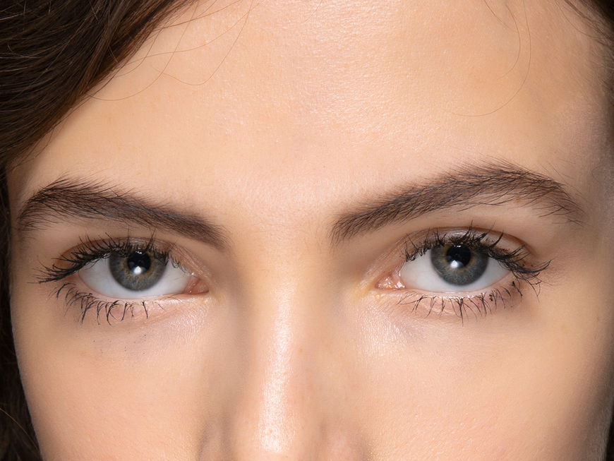 Drogerie 2023: Dieser Concealer deckt Augenringe besser ab als jedes andere Produkt