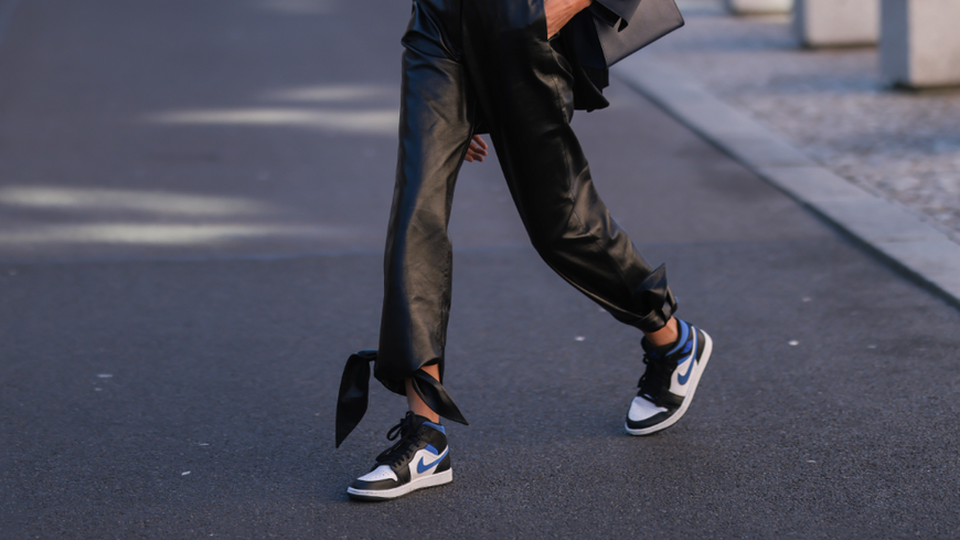 High Top Sneaker kombinieren: So stylen wir die lässigen Schuhe