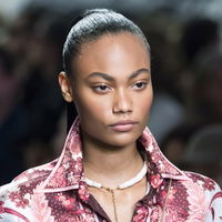 Statt Microblading: Dieses Produkt beschert uns besonders definierte Augenbrauen