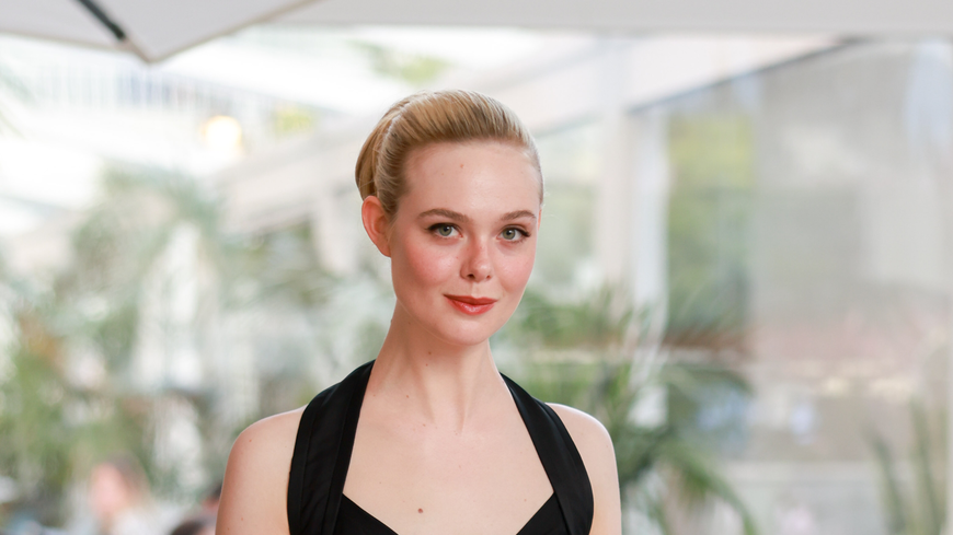 Elle Fanning verrät im Interview: Das ist die beste Mascara für lange Lashes