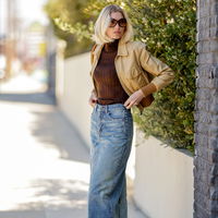 Fashion-Liebling! Elsa Hosk trägt den schönsten Maxi-Rock für den Sommer 2023