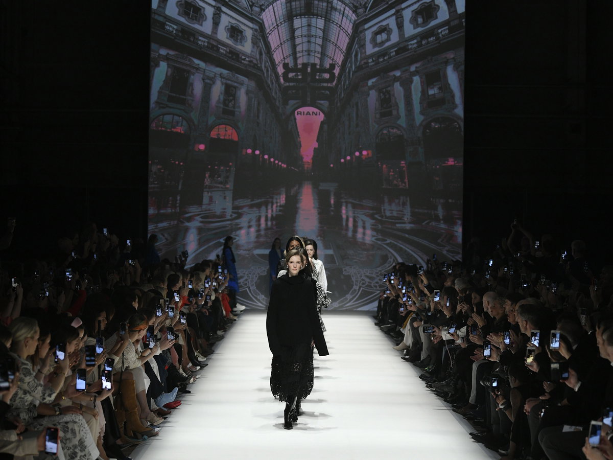 Riani Runway