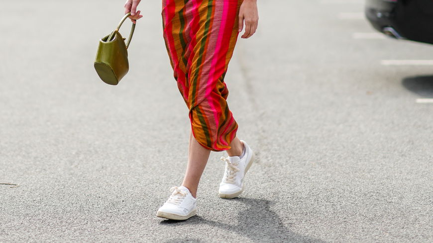 3 angesagte Sneaker, in denen unsere Füße im Sommer nicht schwitzen