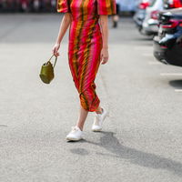 Bester Allrounder! Dieser Trend-Sneaker von Gabor passt 2023 zu jedem Sommer-Kleid