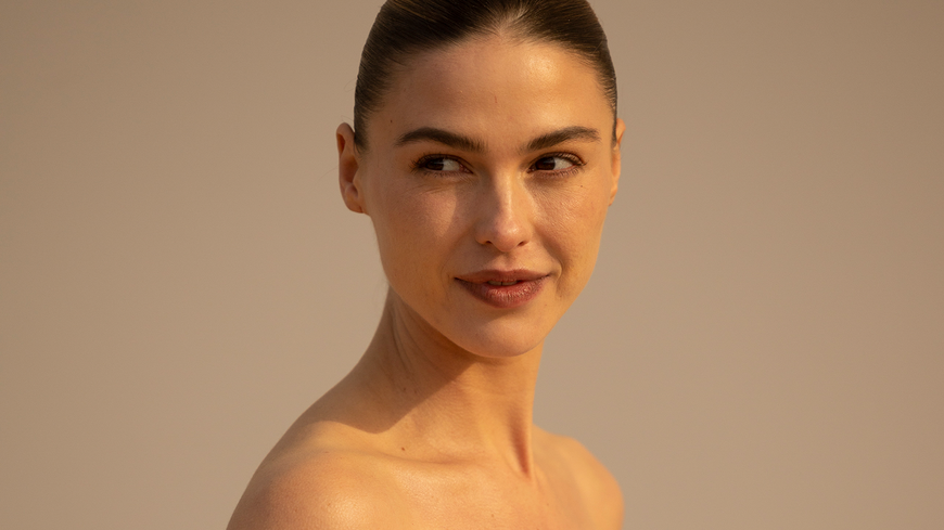 Dieses günstige Vitamin C Serum verspricht jünger aussehende Haut über Nacht
