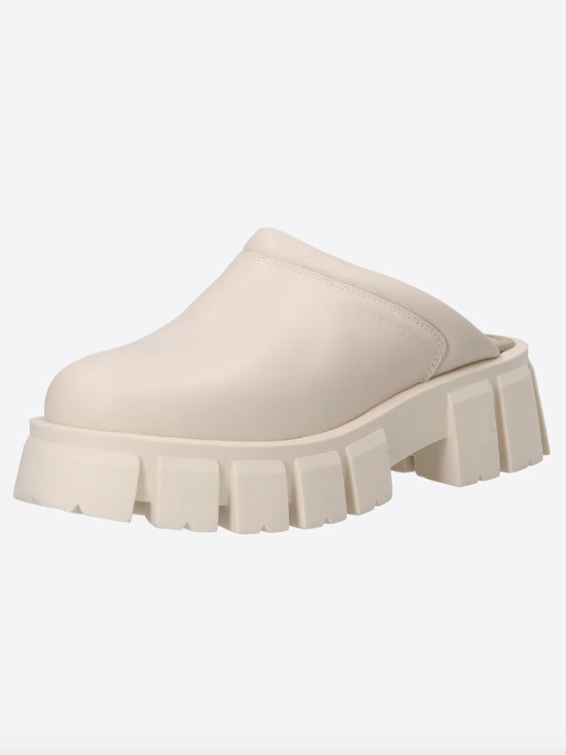 Cremeweiße Schuhe