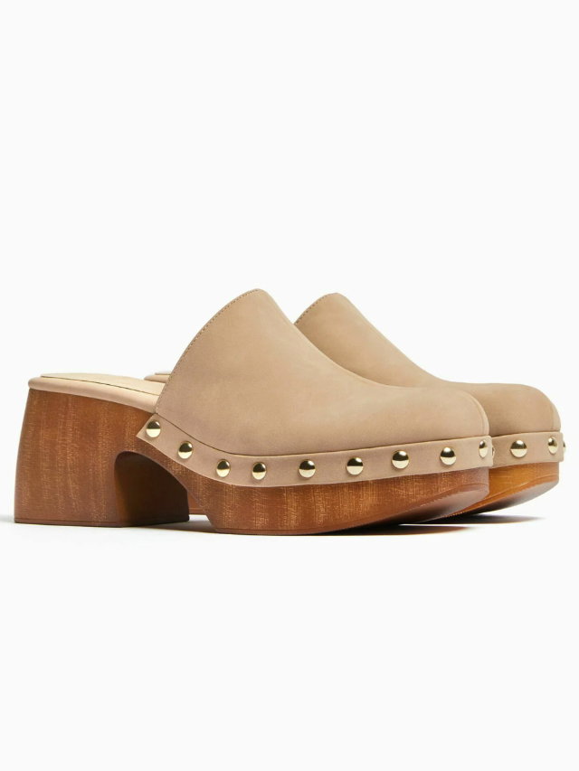 Clogs von Bershka