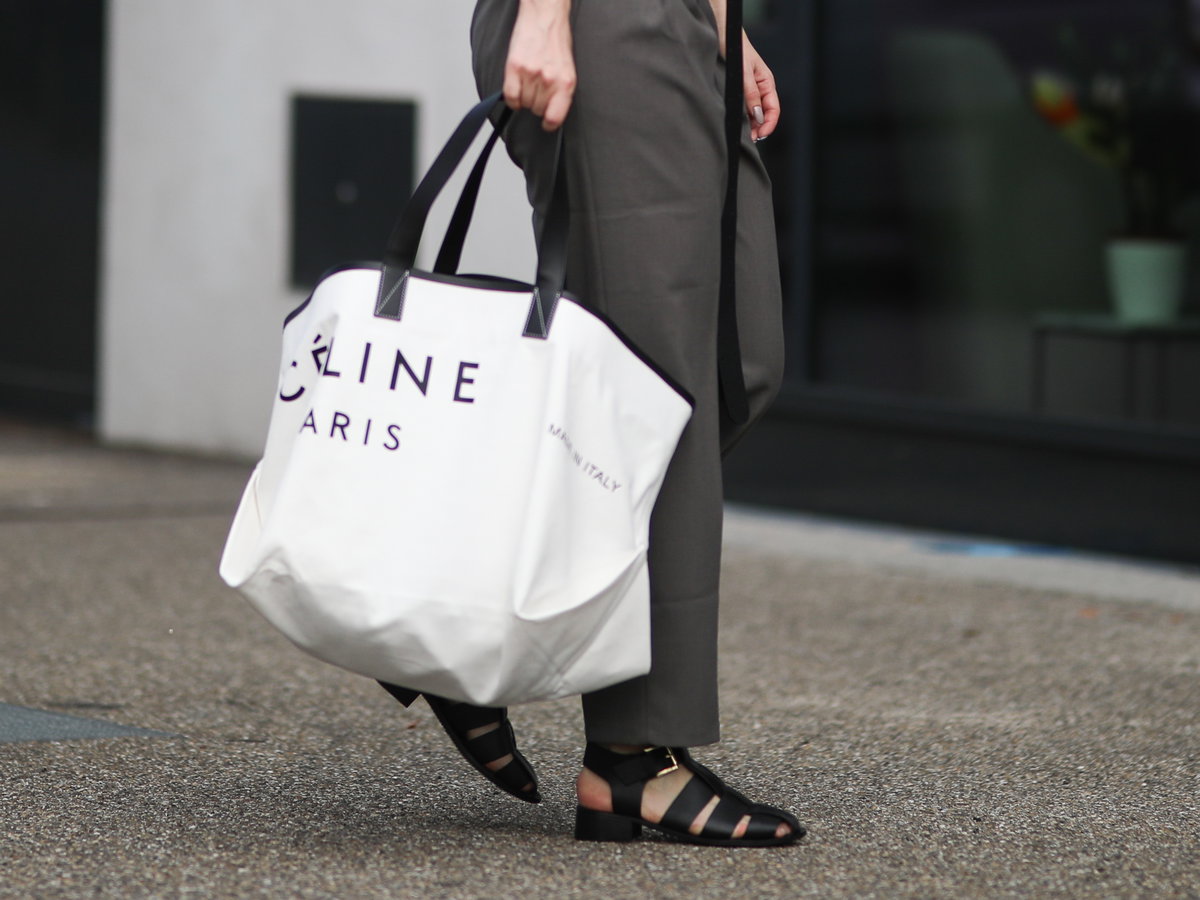 Schwarze Fisherman Sandals