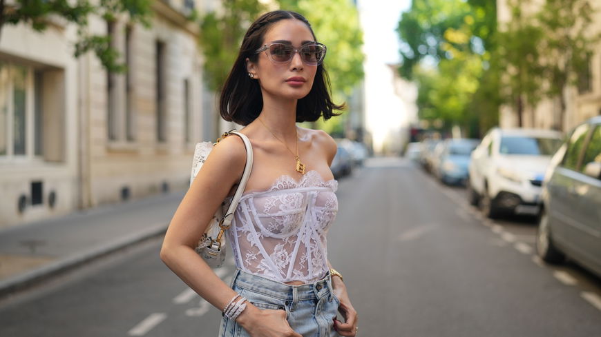 Korsett kombinieren: So gelingt der angesagte Look
