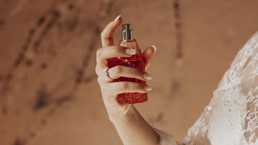 Das verrät dein Lieblings-Parfum über dich