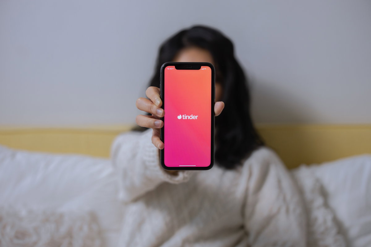 Tinder auf Handy