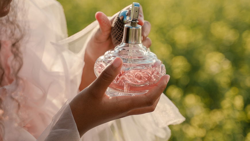 Das sind die Unterschiede zwischen Eau de Toilette und Eau de Parfum