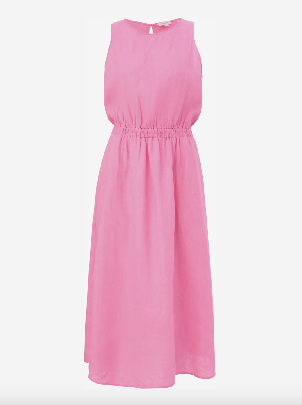 Der klassisch schlichte Schnitt des Kleides von s.Oliver in Barbiecore Pink lässt es besonders hochwertig wirken.