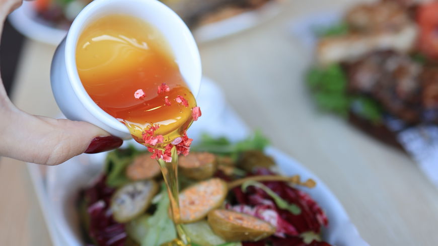 Dieses Dressing bringt deine Haut zum Strahlen