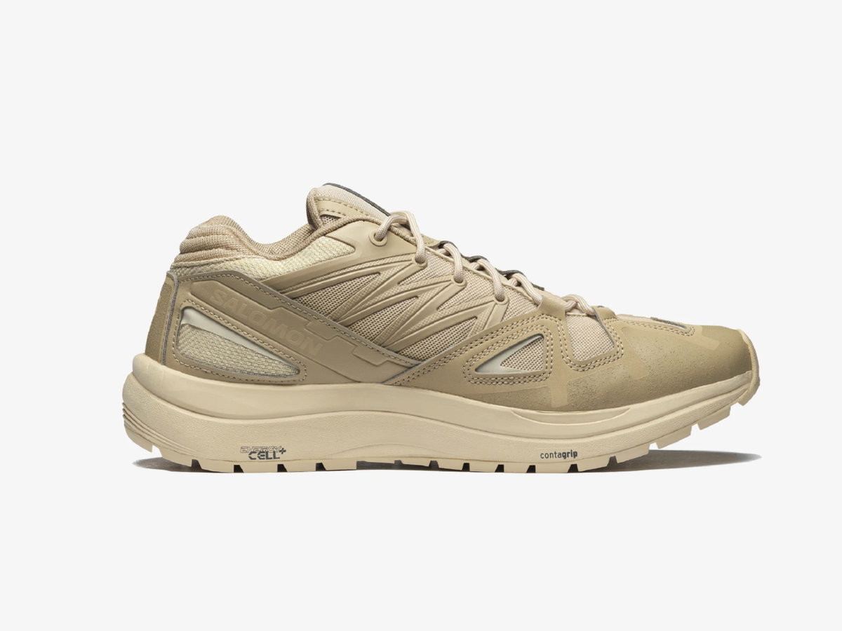 Beigefarbene Sneaker von Salomon