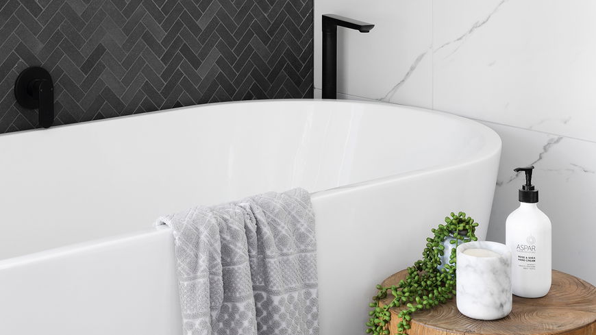 Badezimmer aufräumen: 3 Teile, die schnell für mehr Stauraum sorgen