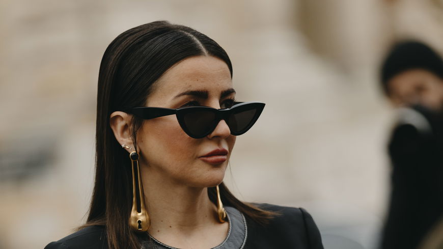 Altina Schinasi: Mit dieser Brille hat sie die Modewelt revolutioniert