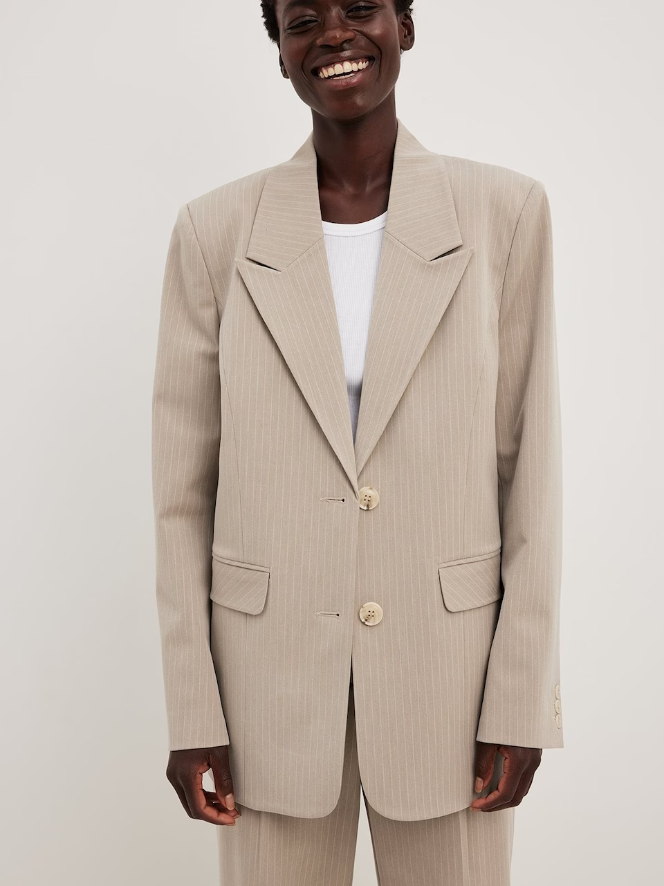 Frau in Blazer