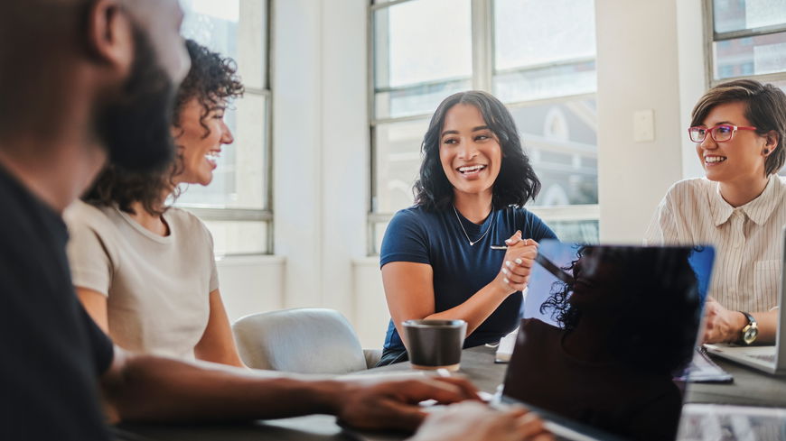 Mehr Wertschätzung im Job: So erkennst du die "Love Language" deiner Kollegen