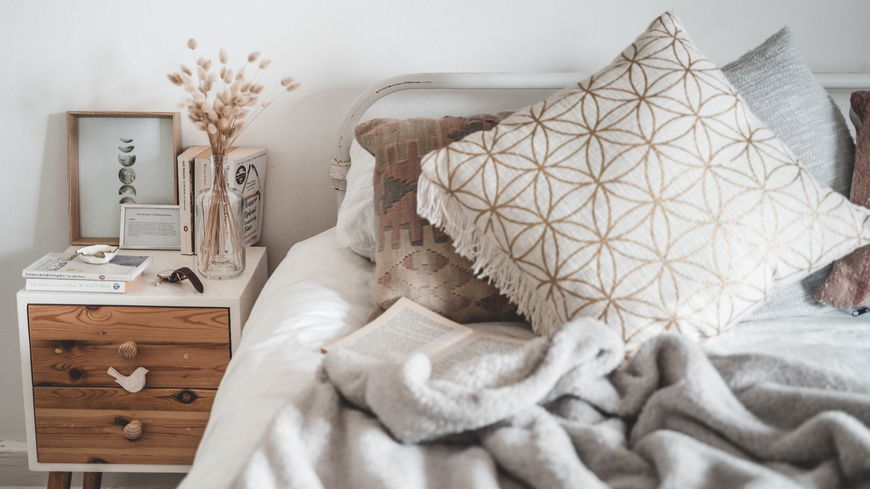 5 Dinge, die nicht in dein Schlafzimmer gehören