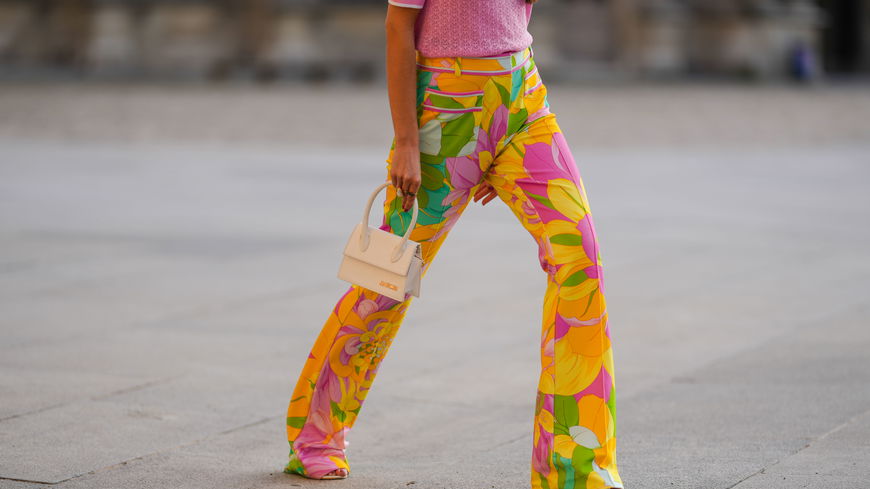 Flower Power is back! So stylisch tragen wir die 70er-Jahre-Mode heute