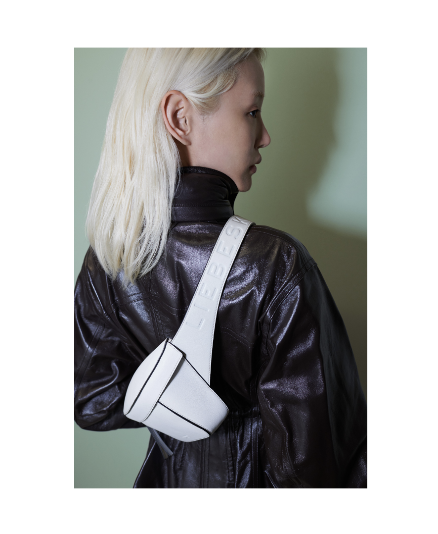 Die Crossybody Version der Chudy Bag ist ein Muss für den Stadtbummel!