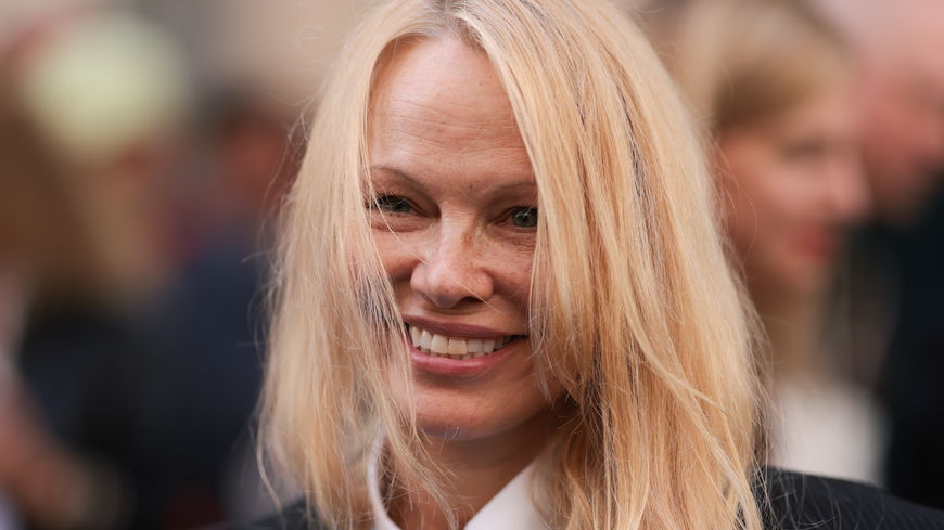 Pamela Anderson zeigt sich ungeschminkt und setzt ein wichtiges Zeichen