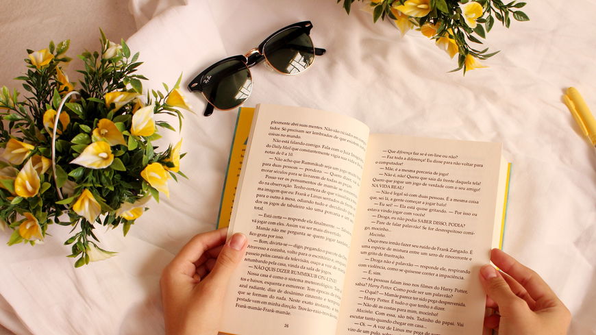 Buch-Tipp: 4 Liebesromane, die Lust aufs Reisen machen