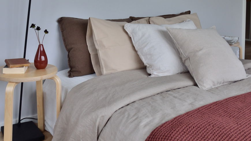 Schlafzimmer aufräumen: 3 Teile für mehr Stauraum 