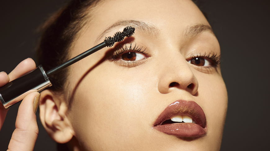 Tubing Mascaras: Mit diesen Wimperntuschen gehören Panda Augen der Vergangenheit an
