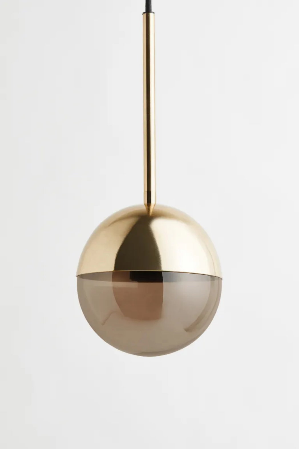 Goldene Metall-Pendelleuchte von H&M Home