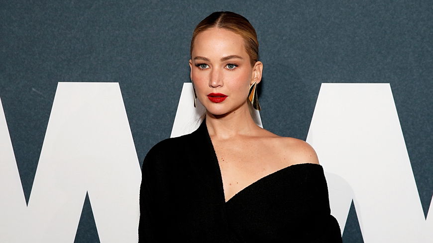 Jennifer Lawrence früher und heute: Jetzt räumt sie mit den Gerüchten um eine Schönheits-OP auf