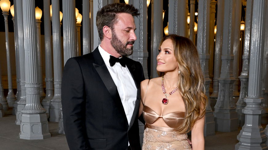 Unterwäsche-Trends: Jennifer Lopez liebt BHs in dieser Farbe