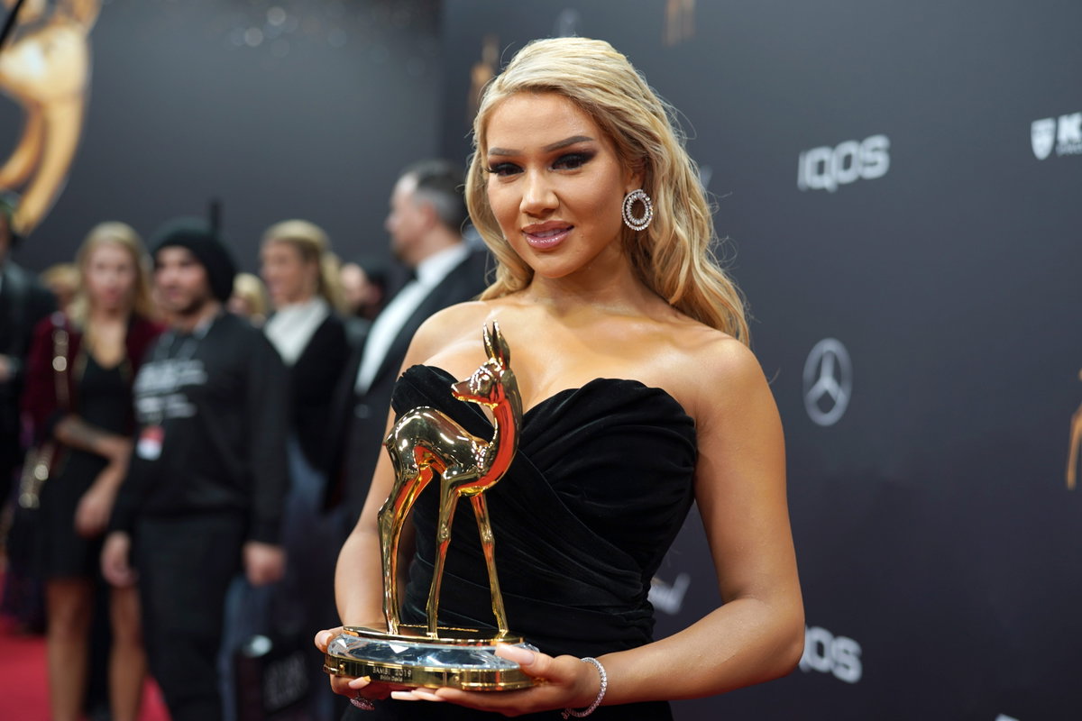 Shirin David