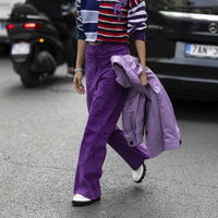 Styling-Trick: Diese Farben lassen dich sofort jünger aussehen