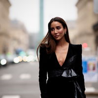 Kleider-Trends: Dieses Dress von H&M shoppen wir für die Feiertage