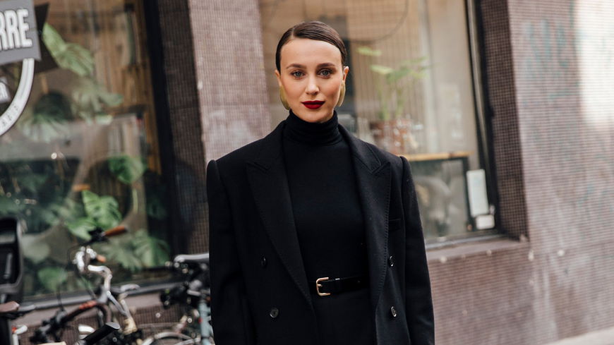 Pullover-Trends: Dieses schwarze Modell aus Wolle bestellen wir noch heute