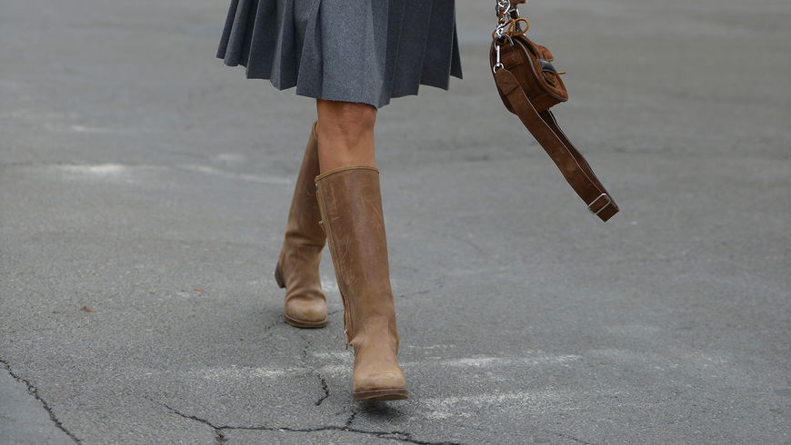 Stiefel ohne Absatz: In dieses flache Modell von Gabor haben wir uns schockverliebt