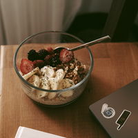 Haferflocken: Darum sind Overnight-Oats gesünder als Porridge
