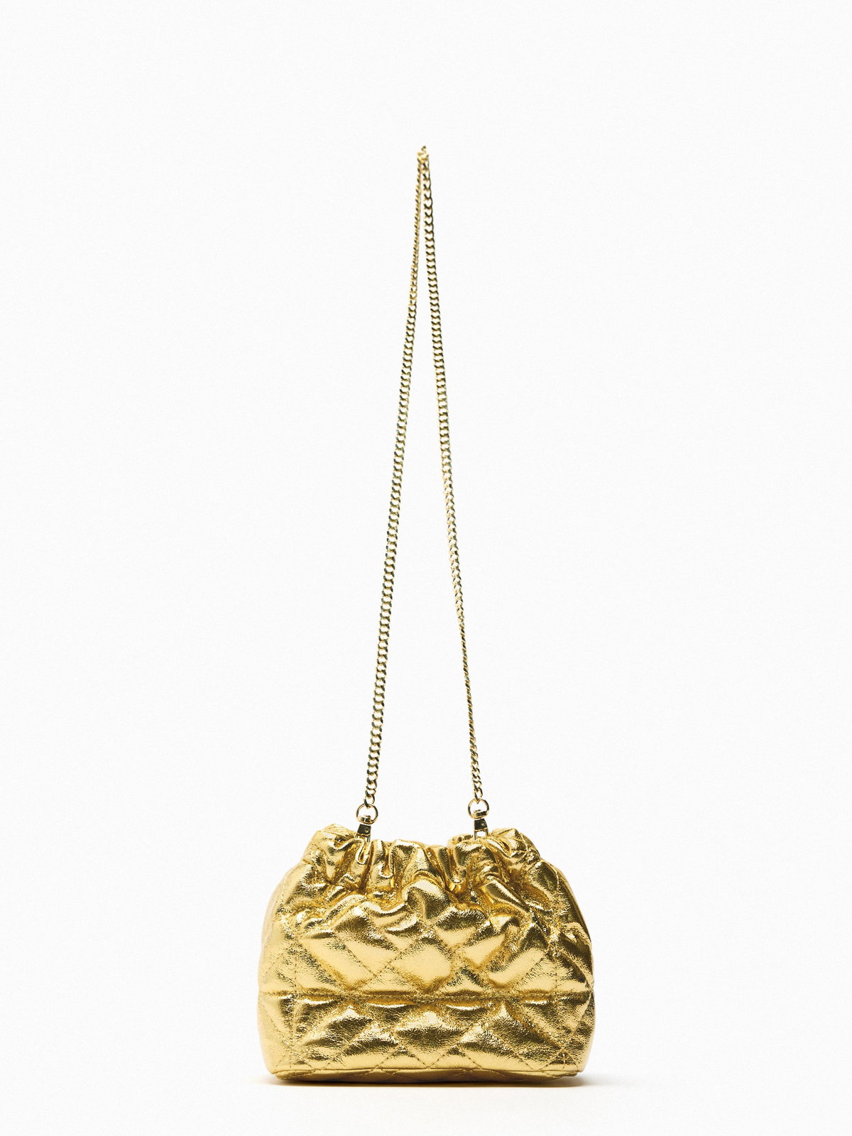 Kleine Beuteltasche in Metallic-Optik mit Steppnähten. Verstellbarer und abnehmbarer Schulterriemen. Magnetverschluss Zara in Gold