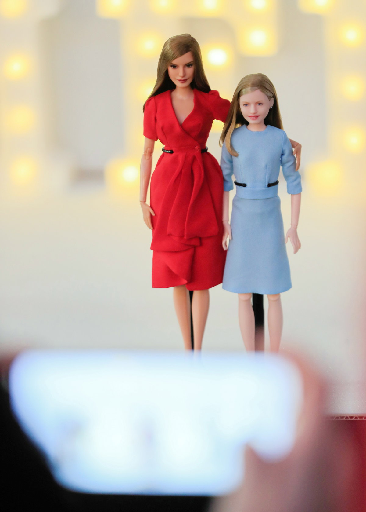 Königin Letizia und Prinzessin Leonor Barbie