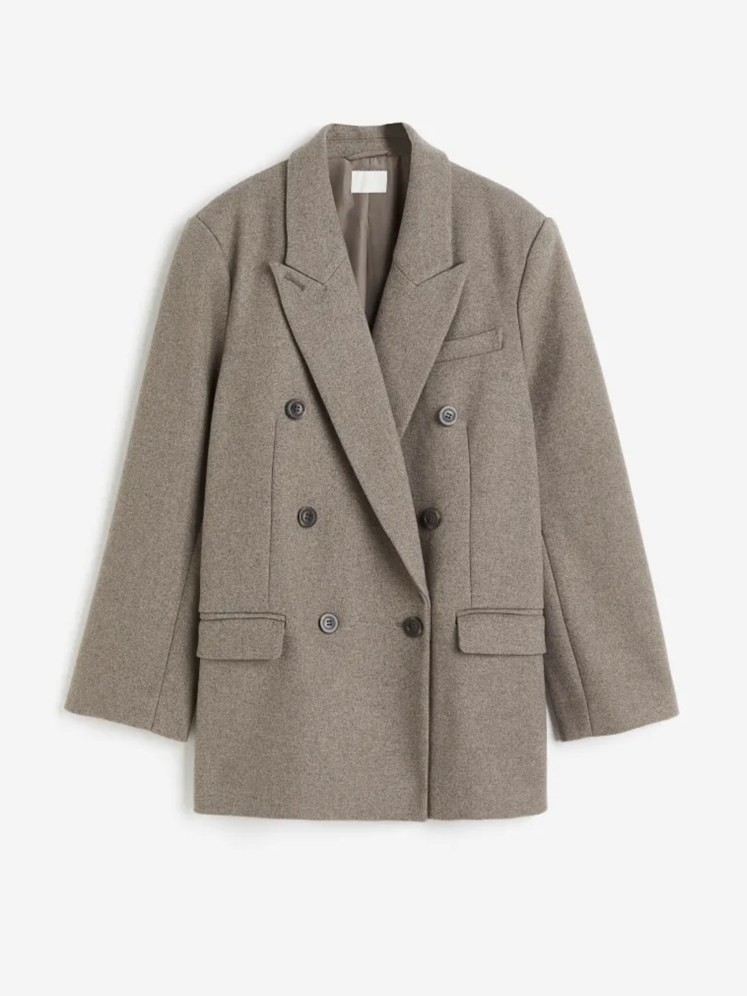 Dieser Blazer von H&M für 38 Euro sieht definitiv teurer aus, als er tatsächlich ist.