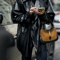 Mode-Trend 2024: Frauen ab 50 lieben jetzt diese Jacke von C&A